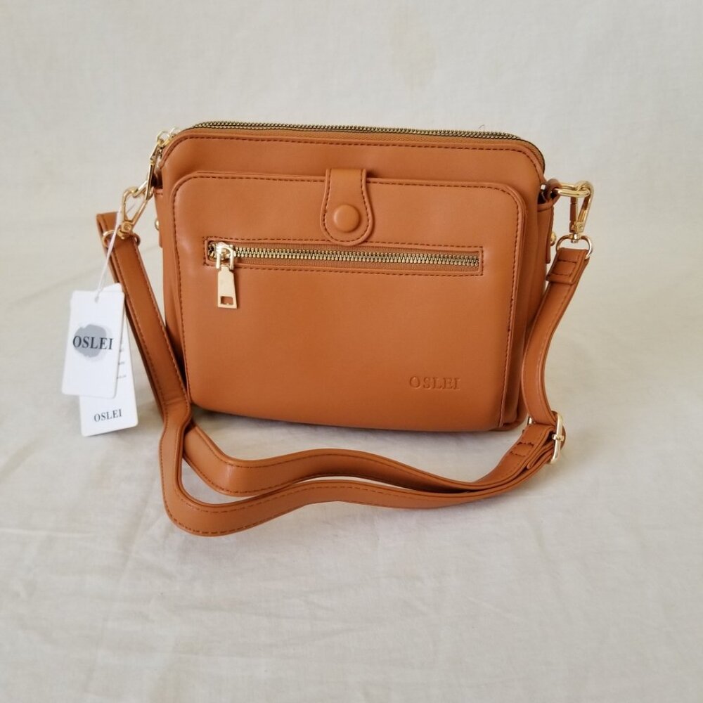 NWT! Smooth Faux Leather Purse Shoulder Bag w/Gold-Tone Hdwr & Detachable Strap